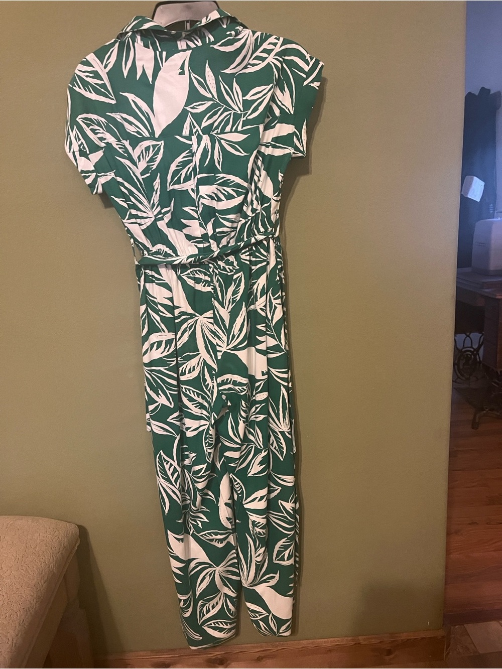 Sincerly Jules Green and White Leaf-Print Maxi Jumpsuit - never worn